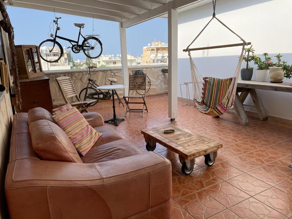 Mp Cozy Apartment Near The Sea 파포스 외부 사진