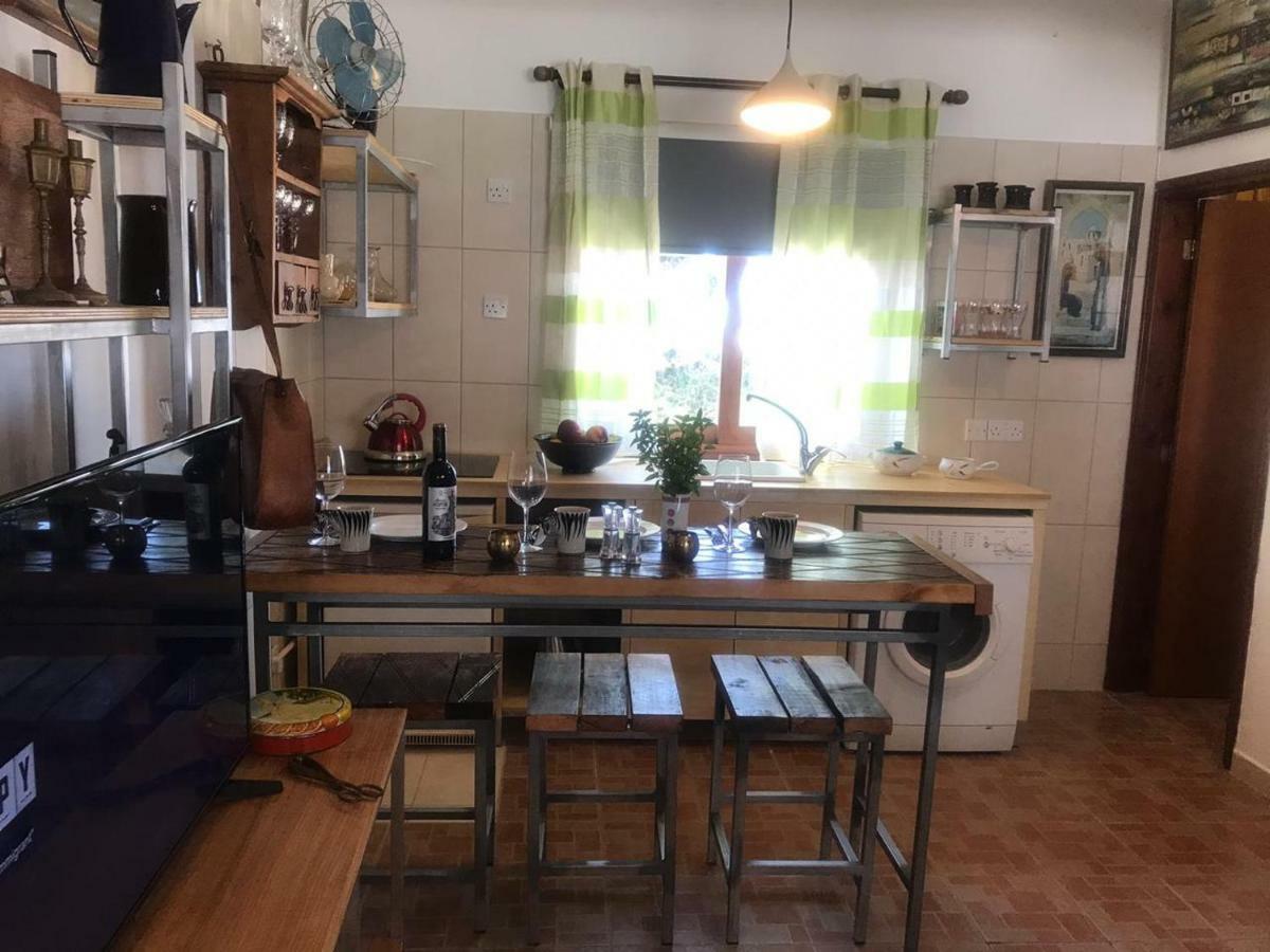 Mp Cozy Apartment Near The Sea 파포스 외부 사진